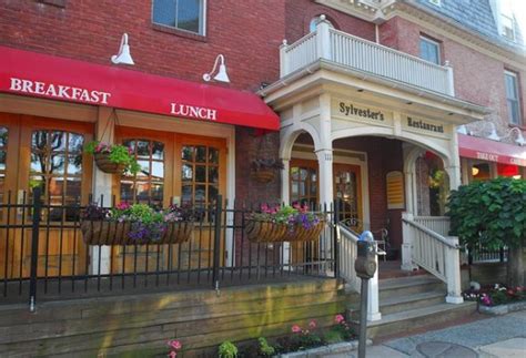 best restaurants in northampton ma|relaxed places to eat northampton.